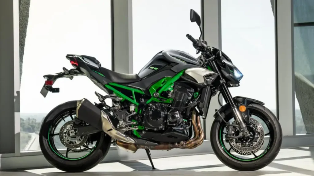 ninja kawasaki z900 price in India